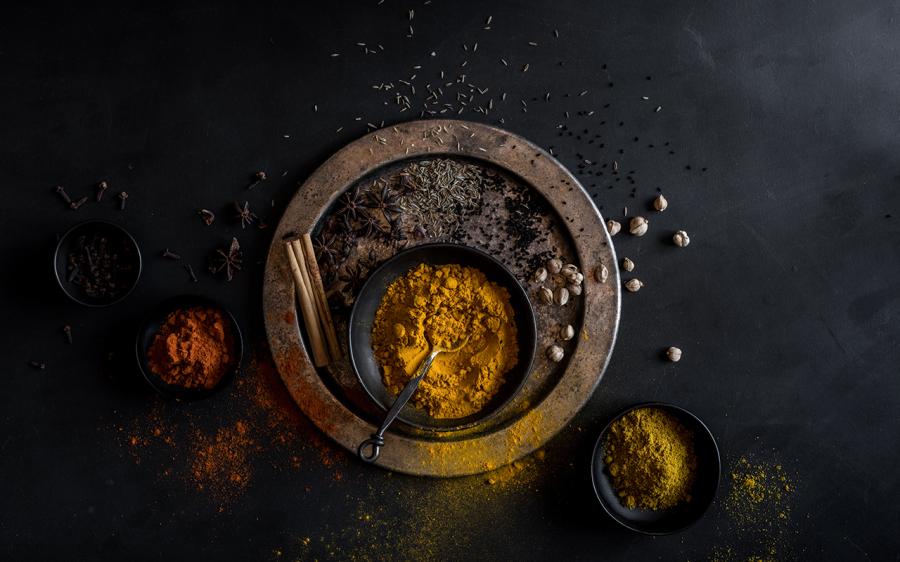 Ayurvedisch kochen mit Gewürzen - Ein Fest für die Sinne